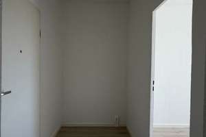 Kleines Apartment mit Balkon und Wannenbad - für max. 2 Personen! – Havelländer Ring 41, 12629 Hellersdorf, Berlin – Vorschaubild 6