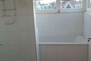Hochwertige 3-Raum-Dachgeschosswohnung in einzigartiger Villa mit Parkett, Vollbad und Einbauküche!! – Rosa-Luxemburg-Str. 3, 18055 Stadtmitte, Rostock – Vorschaubild 21