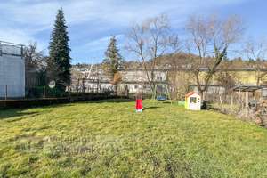 Familienidylle : Zentrumsnahes Zweifamilienhaus mit großem sonnigen Garten ! – Die vollständige Adresse der Immobilie erhältst du vom Anbieter., 72793 Pfullingen – Vorschaubild 32