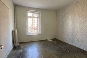 Wohnen im Kulturdenkmal: Renovierungsbedürftige Wohnung | 3 große Zi | 91 m² – Die vollständige Adresse der Immobilie erhältst du vom Anbieter., 10243 Friedrichshain, Berlin – Vorschaubild 8