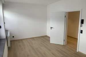 Ein helles Zimmer im ruhigen Gemeinschaftshaus – Blumenthalstraße 70a, 47058 Duisburg – Vorschaubild 5