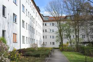 Helle Dachgeschosswohnung - ohne Aufzug! – Brigittenstraße 25, 12249 Lankwitz, Berlin – Vorschaubild 2