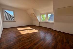 Wunderschöne 2,5-Zimmer-Dachgeschosswohnung in der Nähe der Ruhr