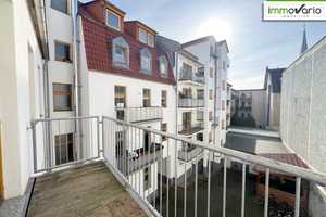 Einfache 2-Raum-Wohnung mit Tageslichtbad, Abstellraum und Balkon in Buckau zu vermieten! – Karl-Schmidt-Straße 1, 39104 Magdeburg – Vorschaubild 1