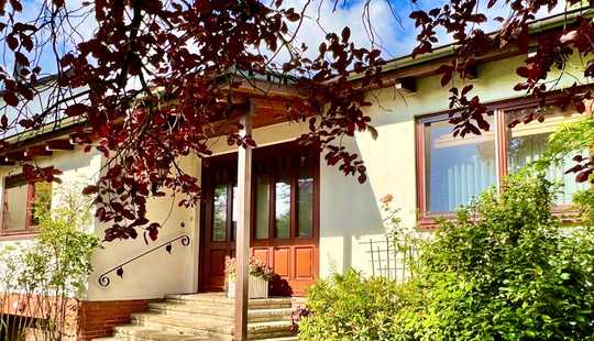 Bild von Architektenhaus, exzellente Lage & Chance auf weitere Etage