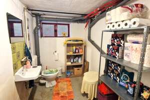 Eine Doppelhaushälfte - Zwei Wohneinheiten - viele Möglichkeiten ! – Die vollständige Adresse der Immobilie erhältst du vom Anbieter., 36266 Heringen (Werra) – Vorschaubild 21