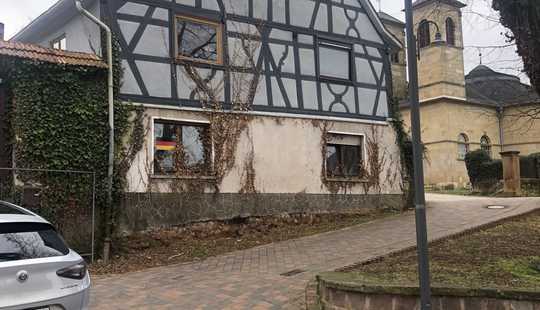Bild von Provisionsfrei: Denkmalgeschützes Haus mit 1253 qm Grundstück & Baugenehmigung für ein MFH