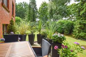 Blankenese - am Waldpark: Großzügige 4-Zimmer-Wohnung mit Balkon, Sonnenterrasse u. TG-Stellplatz..! – Die vollständige Adresse der Immobilie erhältst du vom Anbieter., 22587 Blankenese, Hamburg – Vorschaubild 2