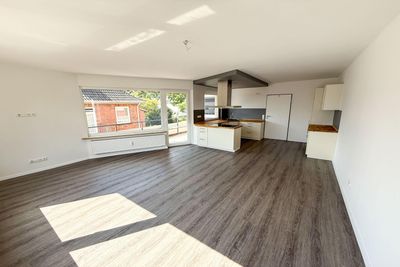 3-Zimmer-Eigentumswohnung mit Balkon & Garage - 2022 komplett saniert - attraktive Kapitalanlage