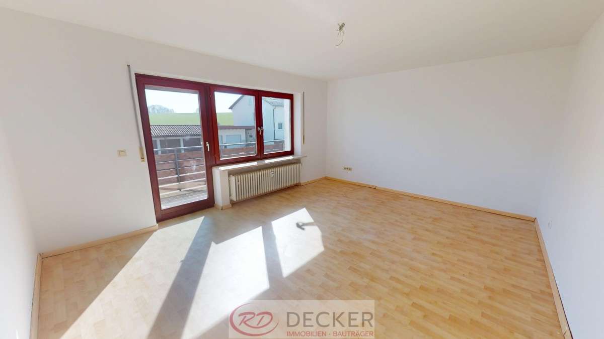 Immobilie in Obertaufkirchen - Clevere Investition oder neues Zuhause: 3-Zi.-Whg. mit Südbalkon – im Leerstand! - Bild 2
