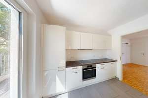 Attraktive 3-Zimmer Wohnung mit 2 Balkonen in Charlottenburg – Tauroggener Straße 35A, 10589 Charlottenburg, Berlin – Vorschaubild 3