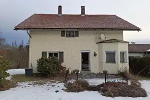 gepflegtes Wohnhaus in bester Lage von Zwiesel im Bayer. Wald – Regen (Kreis) – Vorschaubild 1