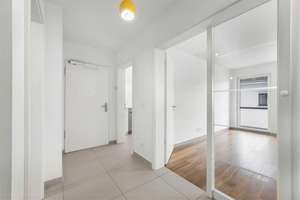 HEGERICH: Einziehen & wohlfühlen – Exklusive 4-Zimmer-Wohnung mit großem Balkon in München-Moosach – Die vollständige Adresse der Immobilie erhältst du vom Anbieter., 80993 Alt-Moosach, München – Vorschaubild 10