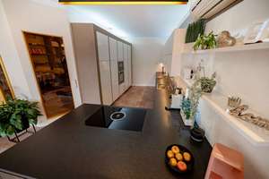 Exklusives Stadthaus mit sonniger Terrasse in Augsburg-Lechhausen zu verkaufen! – Die vollständige Adresse der Immobilie erhältst du vom Anbieter., 86165 Lechhausen-Süd, Augsburg – Vorschaubild 5