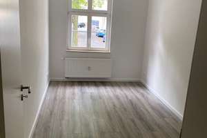 helle 3 Zimmer Wohnung mit Balkon, eigenen Gartenanteil und Einbauküche – Reichsbahnerstrasse 9, 4319 Engelsdorf, Leipzig – Vorschaubild 14