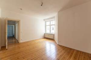 1-Zimmer-Altbauklassiker mit großem Potenzial – Grünberger Straße 19, 10243 Friedrichshain, Berlin – Vorschaubild 2