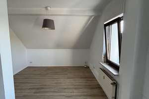 3,5-Zimmer-Wohnung: Perfekte Kombination aus Altbau-Charme, guter Raumaufteilung und idealer Lage – Brücherhofstraße 30, 44269 Benninghofen, Dortmund – Vorschaubild 3