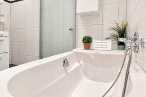 Düsseldorf-Rath: Großzügige 3-Zimmer-Wohnung mit 2 Balkonen nahe Aaper Wald – 40472 Rath, Düsseldorf – Vorschaubild 6