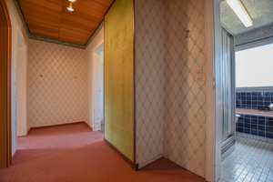 KUNZE: Sanierungsbedürftige Wohnung mit Balkon in Hannover-Anderten -Provisionsfrei- – Die vollständige Adresse der Immobilie erhältst du vom Anbieter., 30559 Anderten, Hannover – Vorschaubild 2