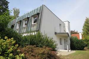 Top-Lage in Neusäß-Westheim: Außergewöhnliches EFH mit ca. 190 m² Wfl. und Doppelgarage – 86356 Neusäß – Vorschaubild 2