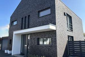 Freistehendes modernes Architektenhaus – Die vollständige Adresse der Immobilie erhältst du vom Anbieter., 41363 Jüchen – Vorschaubild 2