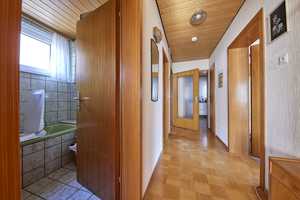 Schönes 2-Familienhaus (ca. 131 m²) freistehend, mit Garten, Garage uvm – Heilbronn (Kreis) – Vorschaubild 7