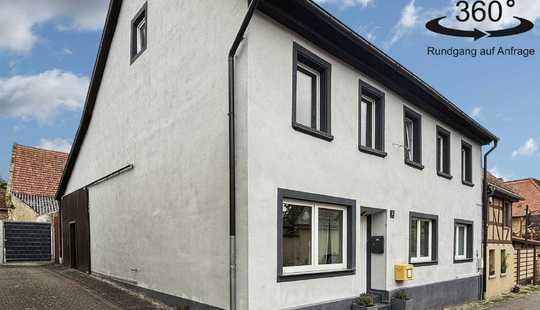 Bild von Außergewöhnliches 1-2 Familienhaus mit
uneinsehbarem Innenhof und Scheune