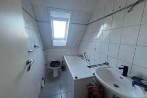 Wunderschöne 2,5-Zimmer-Dachgeschosswohnung in der Nähe der Ruhr – Wuppertaler Straße  2, 45134 Bergerhausen, Essen – Vorschaubild 12