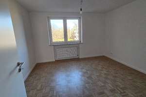 Modernisierte 3-Zimmer-Wohnung mit Balkon in Neuperlach! – Rudolf-Vogel-Bogen 12, 81739 Neuperlach, München – Vorschaubild 2