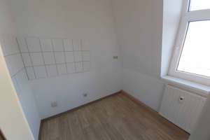 2-Raum Wohnung im Mansardgeschoss – Reisewitzer Str. 72, 1159 Löbtau-Süd, Dresden – Vorschaubild 7