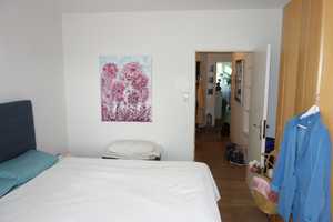 EXKLUSIV LESSINGPLATZ BALKON WANNENBAD EINBAUK. MÖGL. RENOVIERT HELL+RUHIG PARKETT 4. ETAGE/OBERBILK – Lessingstraße 61, 40227 Düsseldorf – Vorschaubild 5