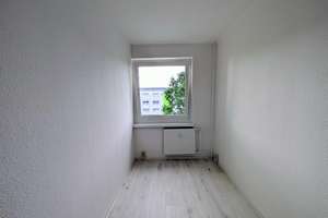 Komfortable 3-Raum-Wohnung mit Badewanne – Paul-Bertz-Straße 55, 9120 Helbersdorf, Chemnitz – Vorschaubild 9