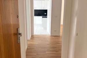 2 Zimmer Wohnung mit Wohnküche am Englischen Garten – Die vollständige Adresse der Immobilie erhältst du vom Anbieter., 80802 Schwabing-Ost, München – Vorschaubild 3