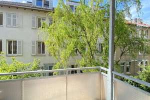 Eine Wohnung für Menschen, die Altbau lieben, aber auf modernen Wohnkomfort nicht verzichten möchten – Die vollständige Adresse der Immobilie erhältst du vom Anbieter., 70190 Kernerviertel, Stuttgart – Vorschaubild 6