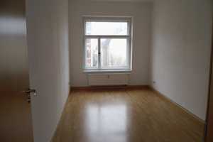 2 Zimmer WG geeignet KARLI ab 01.11 mit Balkon – karl-Liebknecht-Str. 98, 4275 Leipzig – Vorschaubild 2