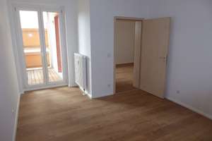 Schick, schick!!! - Tolle 2-Raum mit Balkon, Laminat, Bad mit Fenster... – Carl-von-Ossietzky-Str. 42b, 9126 Lutherviertel, Chemnitz – Vorschaubild 6