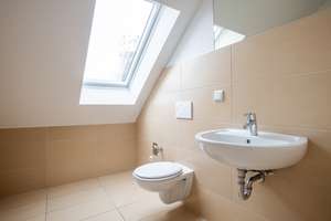 Lichtdurchflutete DG-Maisonette mit Loft-Feeling in angesagter Top-Lage – Audre-Lorde-Straße 73, 10997 Kreuzberg, Berlin – Vorschaubild 9