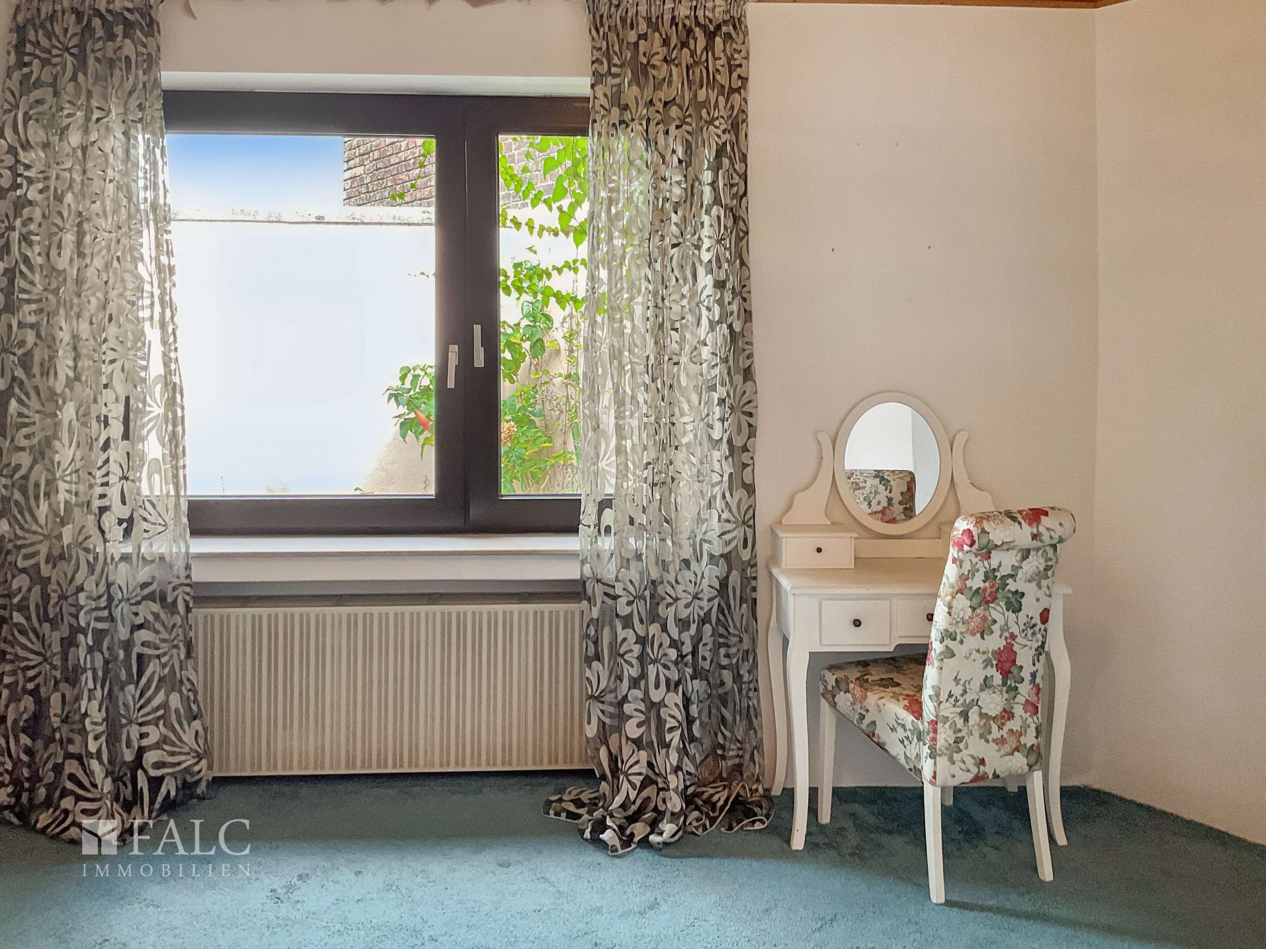 Immobilie in Tönisvorst - Wohnen als Großfamilie, WG oder Mehrfamilien - Bild 4