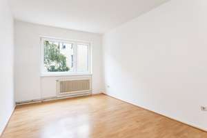 Bezugsfreie 2-Zimmer-Wohnung mit Balkon – Peter-Vischer-Straße 4, 12157 Schöneberg, Berlin – Vorschaubild 2