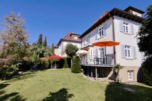 Freistehendes EINFAMILIENANWESEN mit Einliegerwohnung, großem Garten & Dachterrasse in Böblingen – 71032 Böblingen – Vorschaubild 2