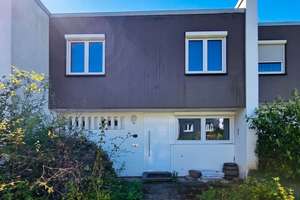 Einziehen & Loswohnen: Modernisiertes Raumwunder in bevorzugter Wohnlage – Die vollständige Adresse der Immobilie erhältst du vom Anbieter., 96450 Mitte, Coburg – Vorschaubild 3