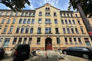 Helle attraktive ETW am Bünauplatz in Dresden Löbtau-Süd - provisionsfrei
