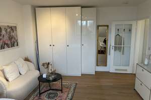 Neu renoviertes möbliertes Appartement in Traumlage in Schwabing-West mit EBK – Die vollständige Adresse der Immobilie erhältst du vom Anbieter., 80804 Am Luitpoldpark, München – Vorschaubild 1