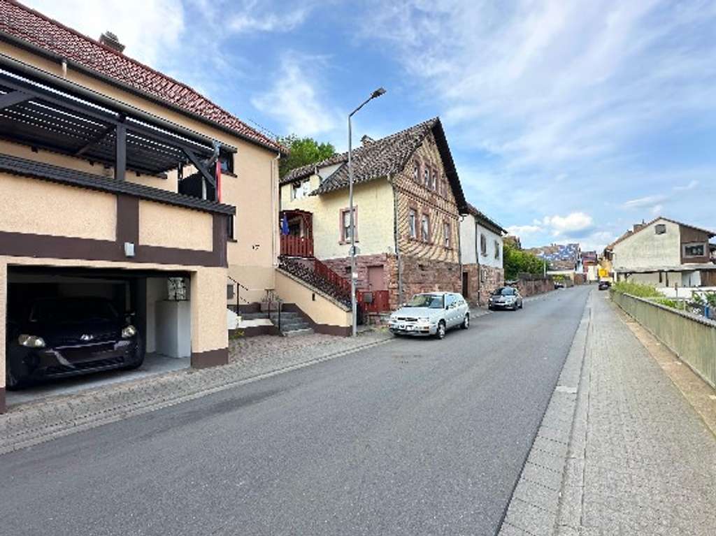 Immobilie in Lützelbach - Wohnen mit Charakter: Modernisiertes Einfamilienhaus in Lützelbach - Bild 4