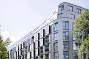 Bogenhausen - Möbliertes Appartment mit Dachterrasse