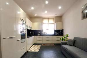 NEU-Altbauwohnung mit viel Platz zum Wohnen incl. Stellplatz – Hindenburgstraße 54, 85057 Nordwest, Ingolstadt – Vorschaubild 2