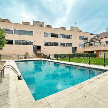 Duplex in Torrelodones Pueblo