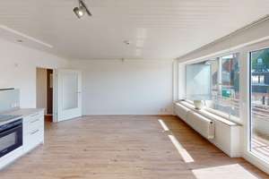 Geräumiges modernes Apparment mit Balkon und Einbauküche – Die vollständige Adresse der Immobilie erhältst du vom Anbieter., 40476 Derendorf, Düsseldorf – Vorschaubild 2