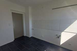 Bezahlbarer Wohnraum in guter Lage - 2. OG links – Fritz-Reuter-Straße 30, 6217 Merseburg – Vorschaubild 4