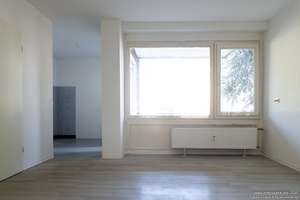 Selbst einziehen oder vermieten? Zentrale 3-Zimmer-Wohnung mit Loggia in Brackwede – Die vollständige Adresse der Immobilie erhältst du vom Anbieter., 33647 Brackwede, Bielefeld – Vorschaubild 10